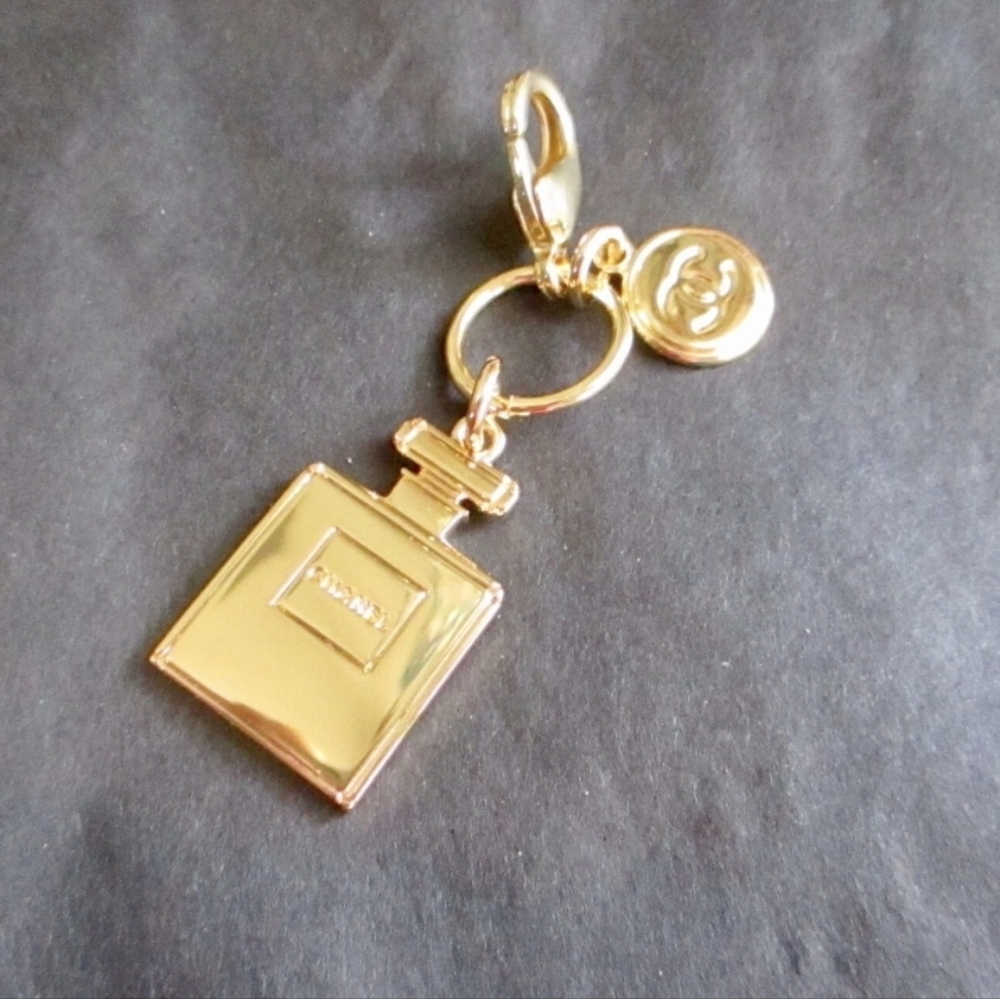 Chanel Gold Keychain Accessory - Picture 10 of 10